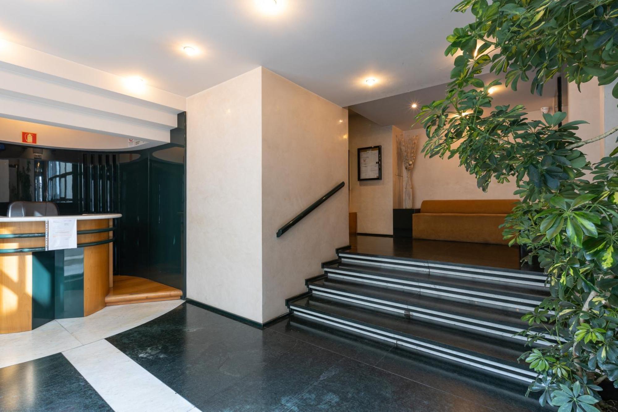 Ampio Bilocale Repubblica - Mirable Pm Apartment Milan Exterior photo
