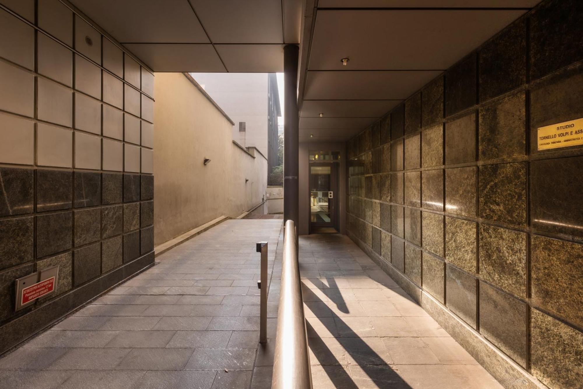 Ampio Bilocale Repubblica - Mirable Pm Apartment Milan Exterior photo