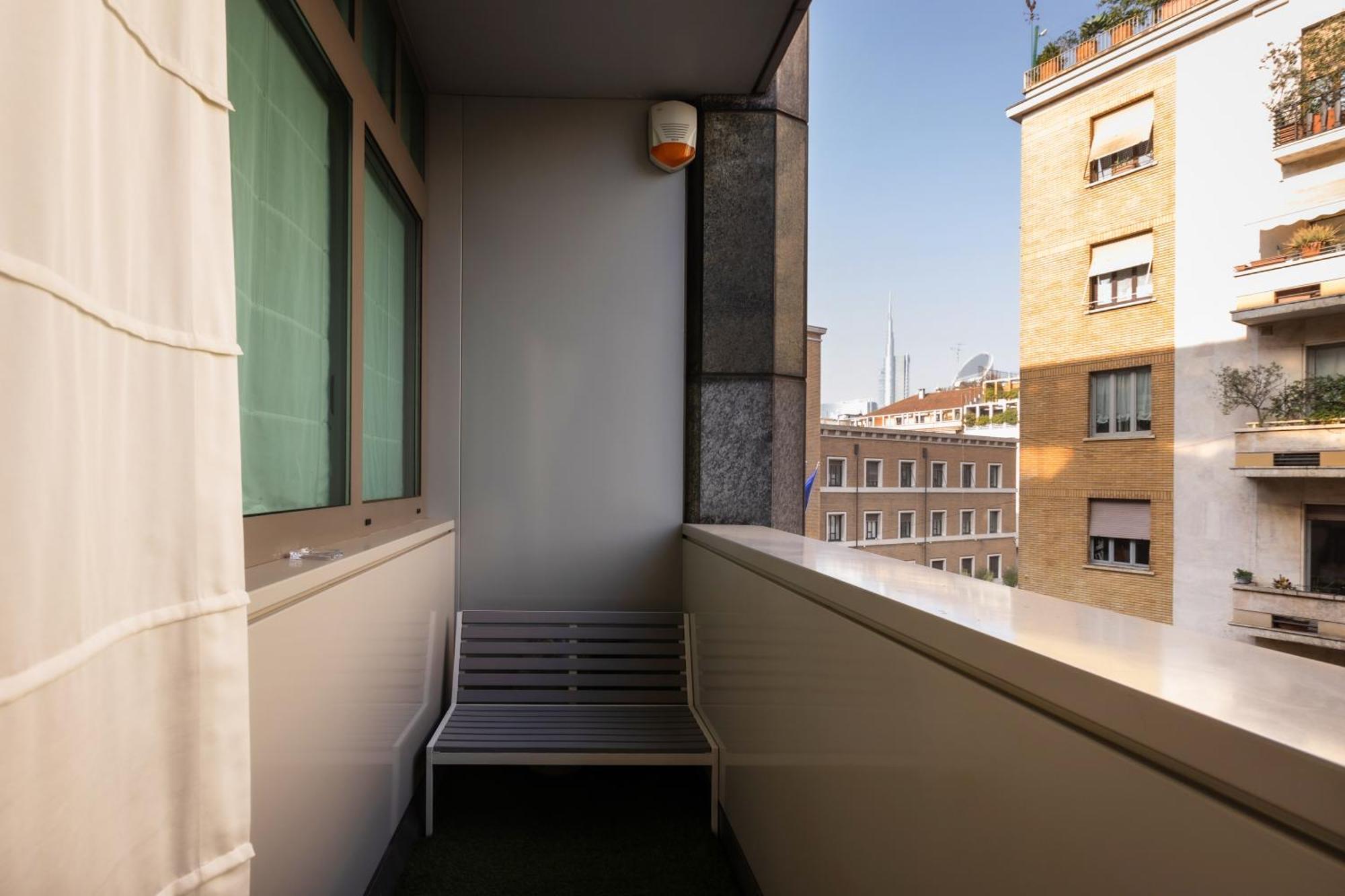 Ampio Bilocale Repubblica - Mirable Pm Apartment Milan Exterior photo